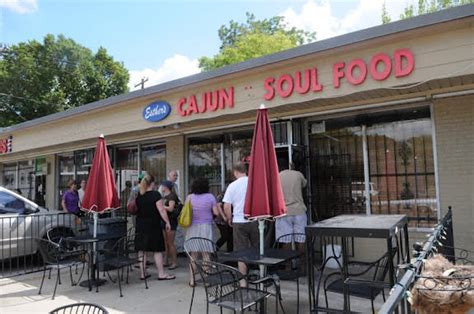 Esther's soul food - Nov 1, 2022 · Esther’s Cajun Café & Soul Food. Address: 5007 N Shepherd, Houston, TX 77018. Phone: (713)699-1212. Image credit: estherscajunsoul.com. This café is named after Queen Esther, as the locals and staff call her, who is the owner and chef. The place is a product of entrepreneurial grit and family recipes.